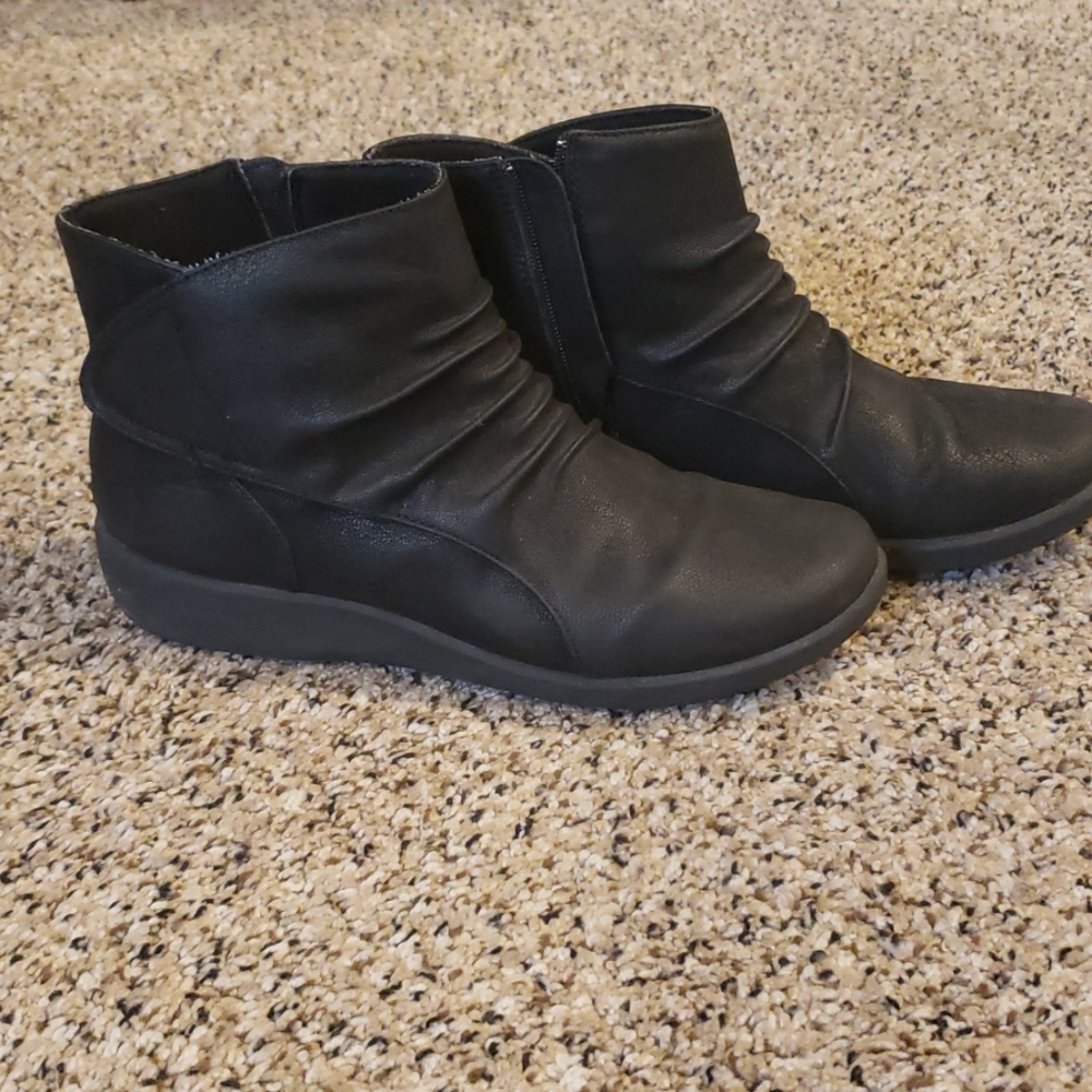 Clark's black bootie